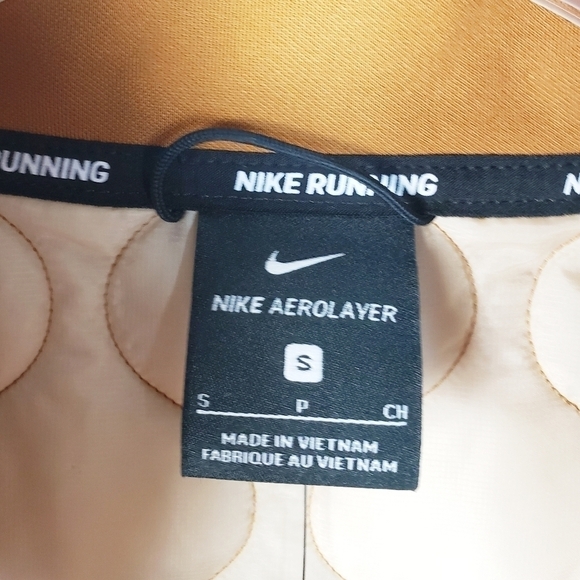 NIKE Aerolayer Running Thermore Gilet Vest NWT - Picture 5 of 11